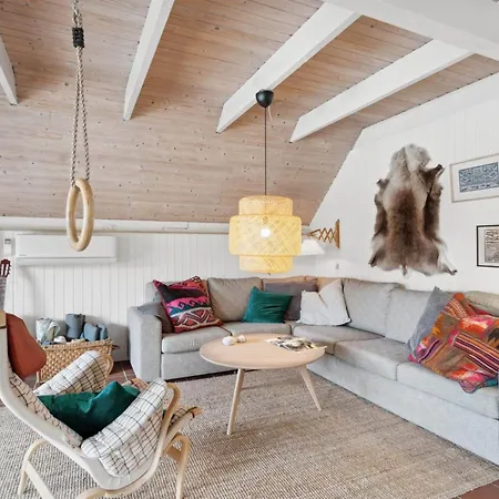 Epiphania - 700m From The Sea By Interhome Nyaraló *